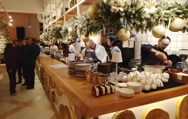 Главное гастрономическое открытие сезона в Шерегеше! В Шерегеше открылся культовый ресторан Аркадия Новикова - Сыроварня! 